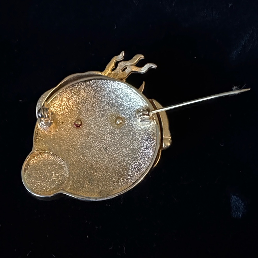 Vintage Gold tone Dragon Brooch with Red Enamel Background and Faux Pearl Accent - Picture 3 of 5